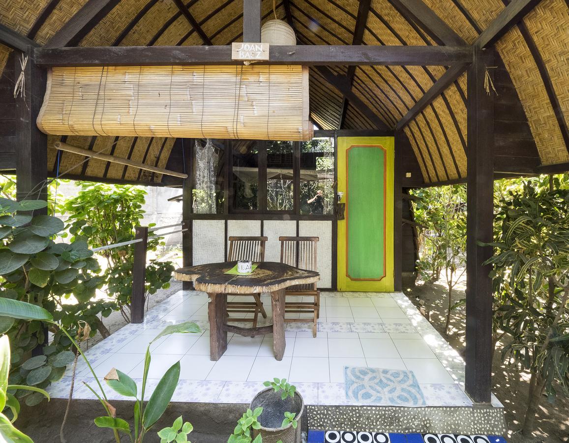 Woodstock Gili - Garden And Bungalows Hotel Gili Trawangan Exterior photo