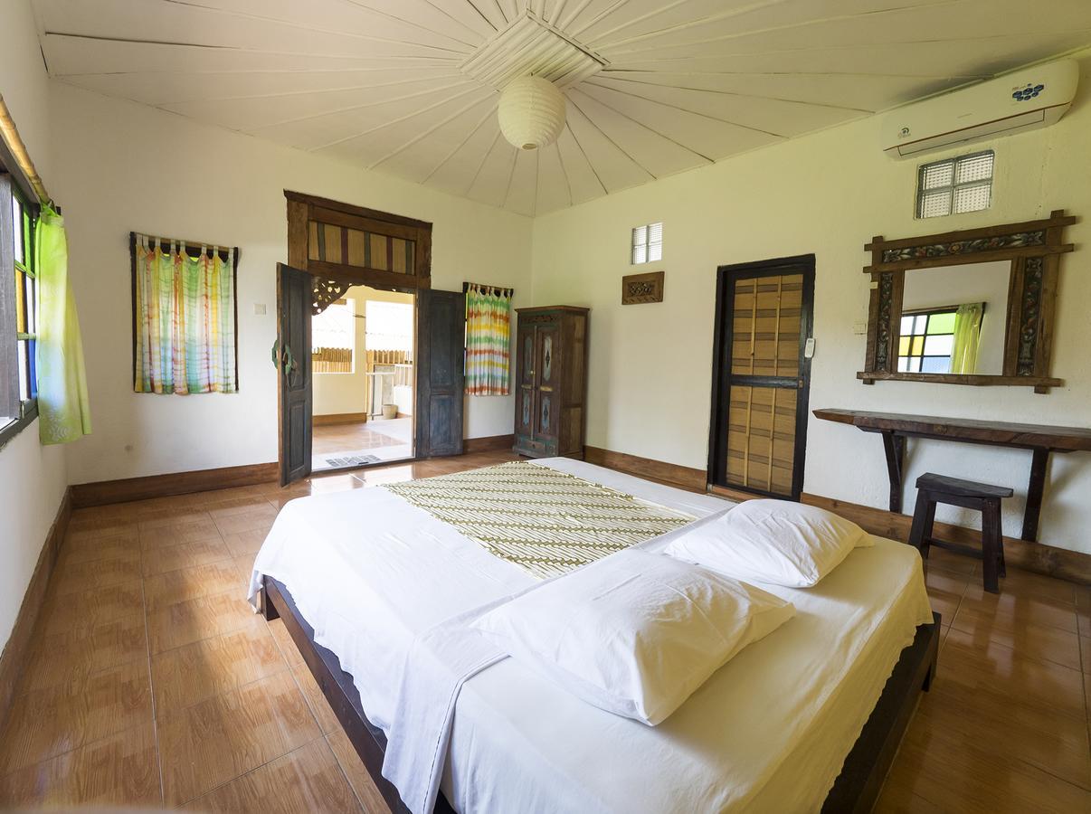 Woodstock Gili - Garden And Bungalows Hotel Gili Trawangan Exterior photo