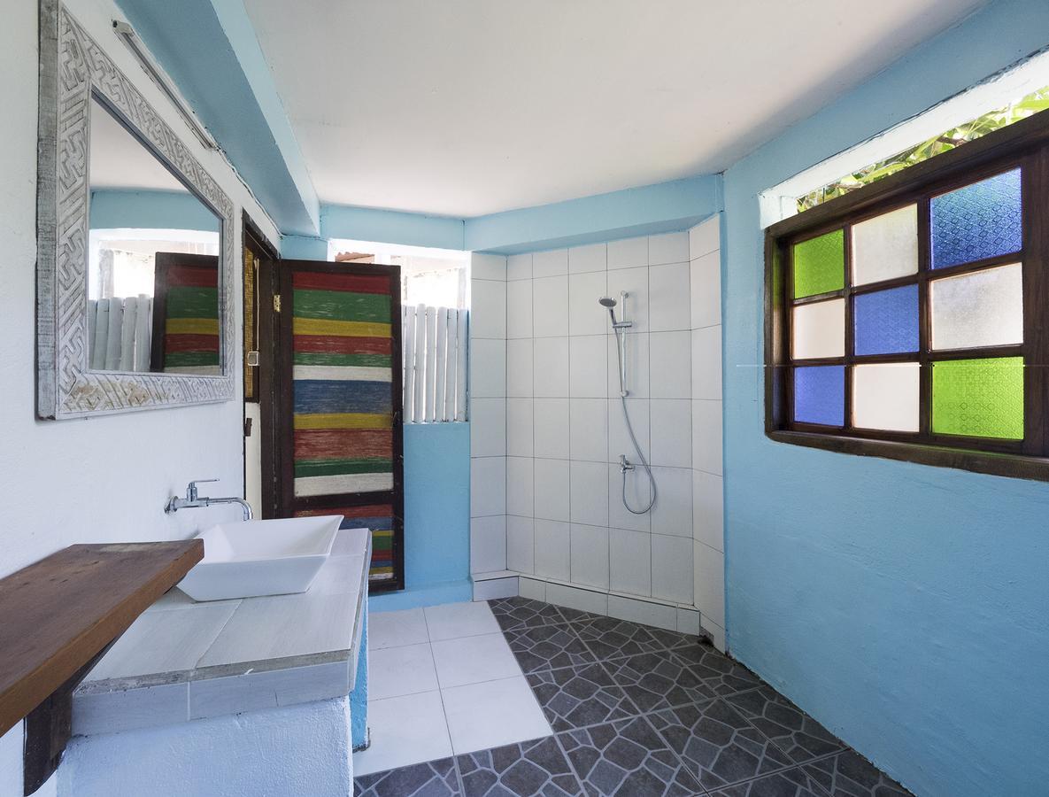 Woodstock Gili - Garden And Bungalows Hotel Gili Trawangan Exterior photo