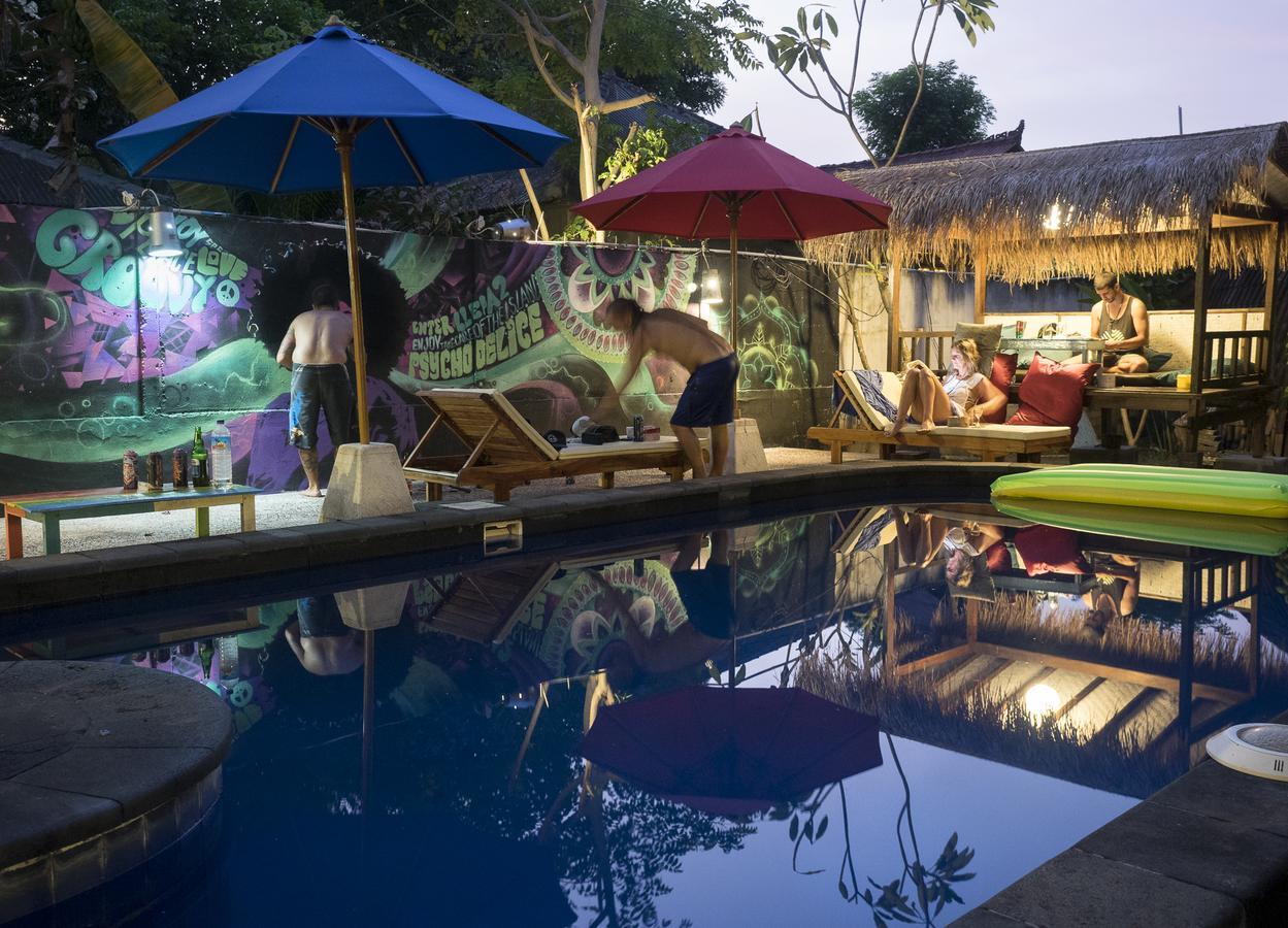Woodstock Gili - Garden And Bungalows Hotel Gili Trawangan Exterior photo