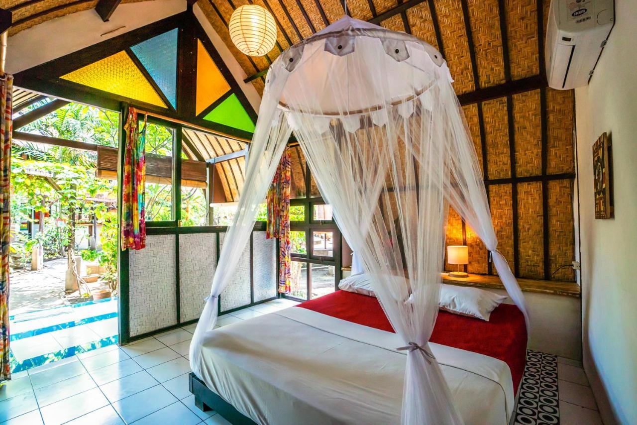 Woodstock Gili - Garden And Bungalows Hotel Gili Trawangan Exterior photo